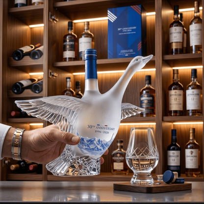 🇫🇷 Goose 30th Anniversary 3D Sculpted Vodka Bottle
